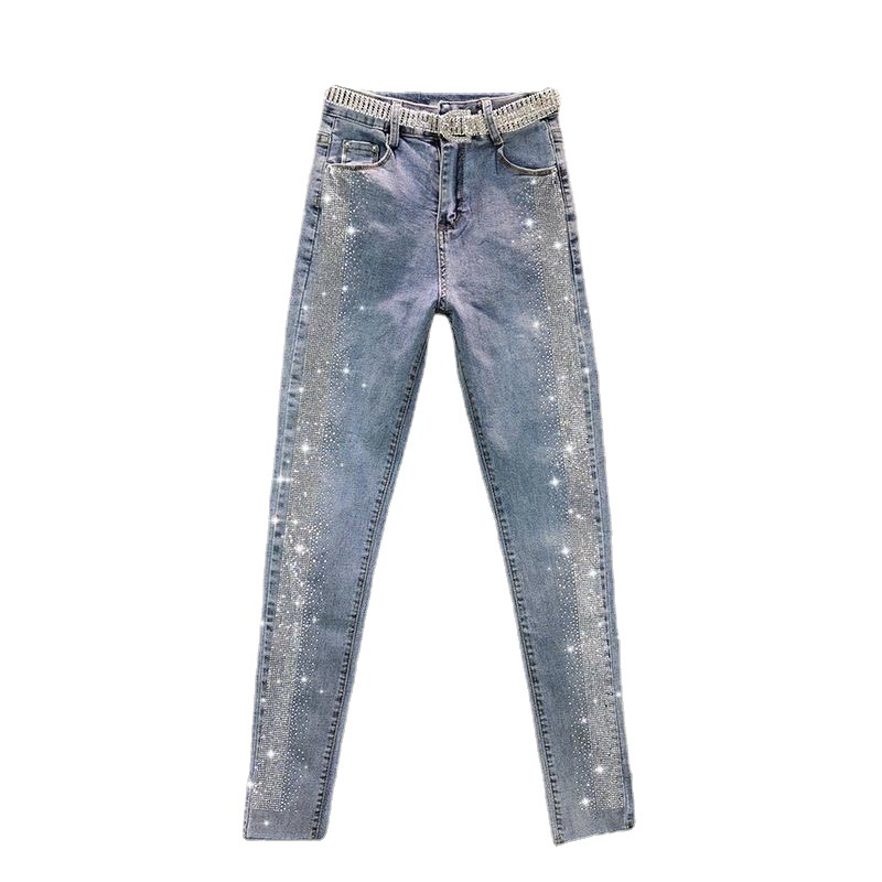 Jeans azules vintage de corte slim atemporales