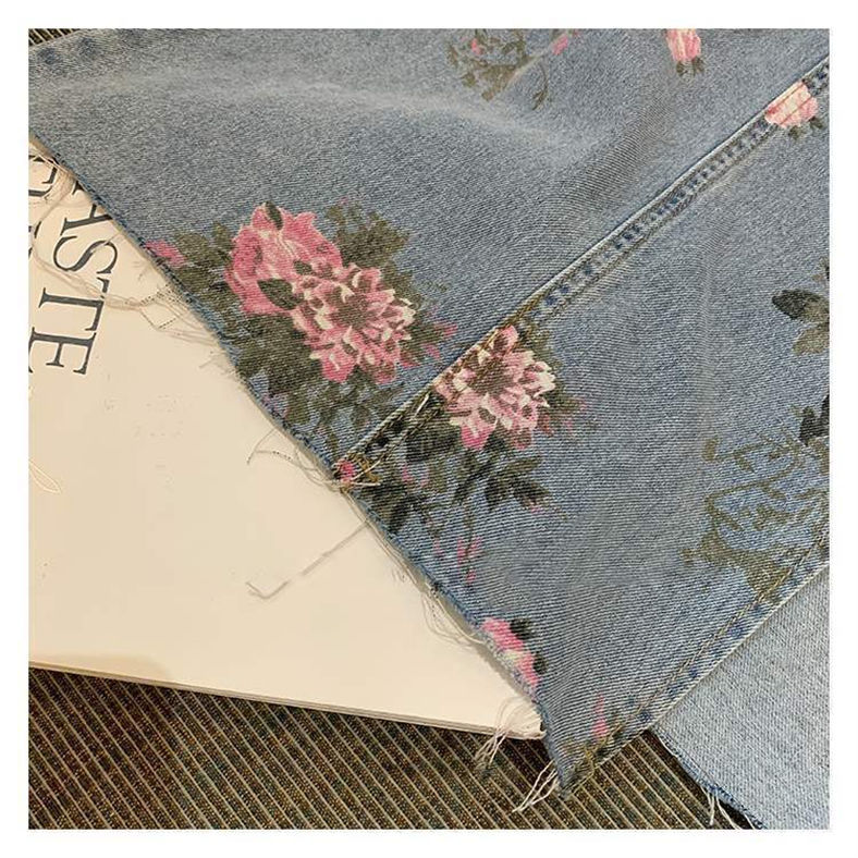 Falda vaquera con estampado floral