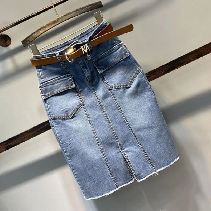 Falda midi de denim en corte A, atemporal y vintage