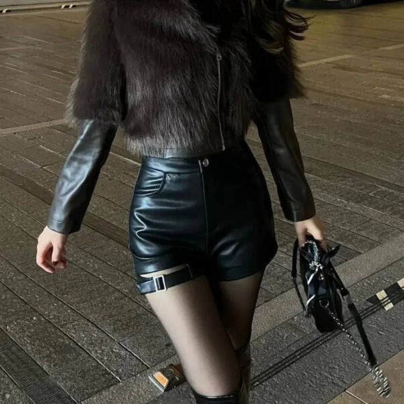 Shorts de cuero de cintura alta para mujer